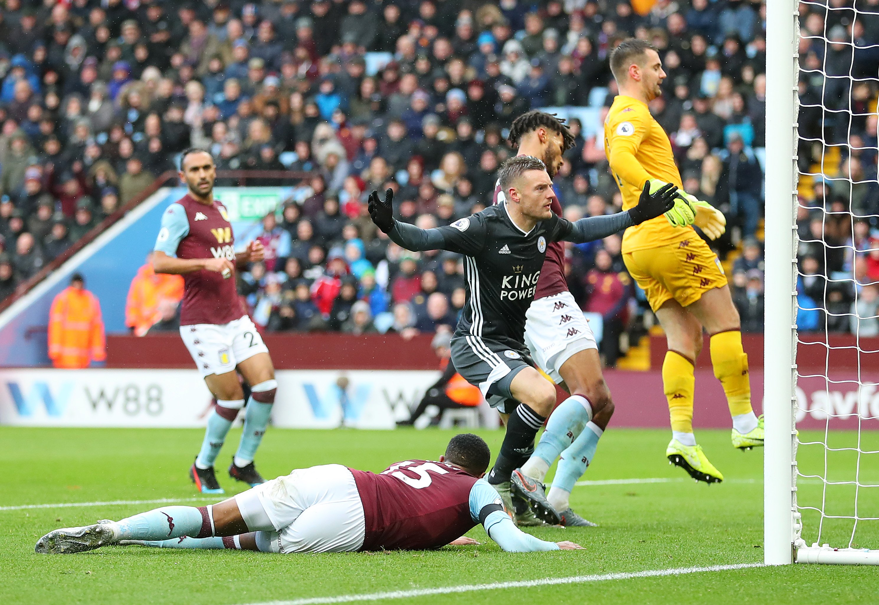 球员在场上 球员在场上